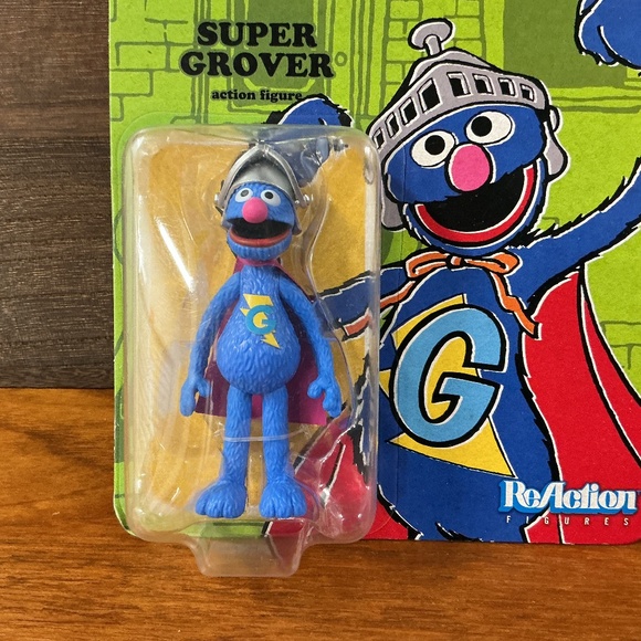 Reaction Figures Sesame Street Super Grover Super 7 Action Figure - Picture 1 of 5